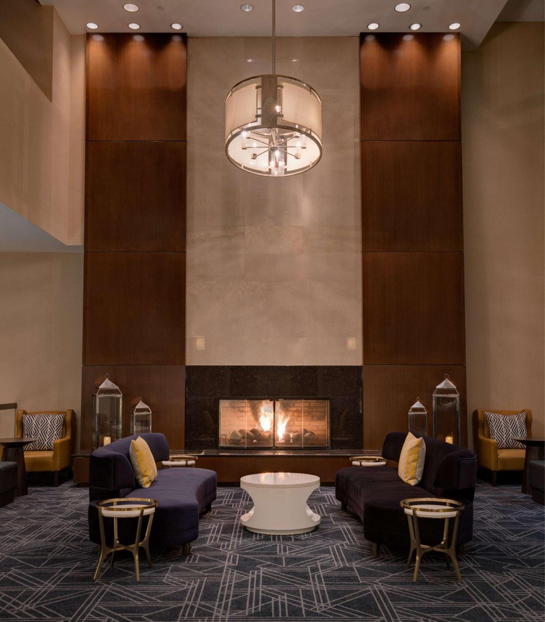 The Saratoga Hilton Hotel Saratoga Springs Exterior foto